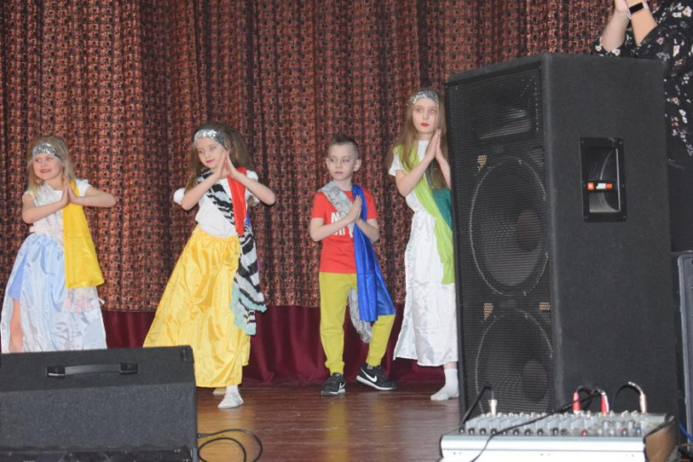 Dzień Kobiet w Gminnym Ośrodku Kultury w Kostomłotach