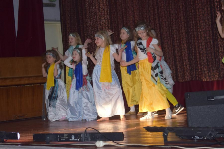 Dzień Kobiet w Gminnym Ośrodku Kultury w Kostomłotach