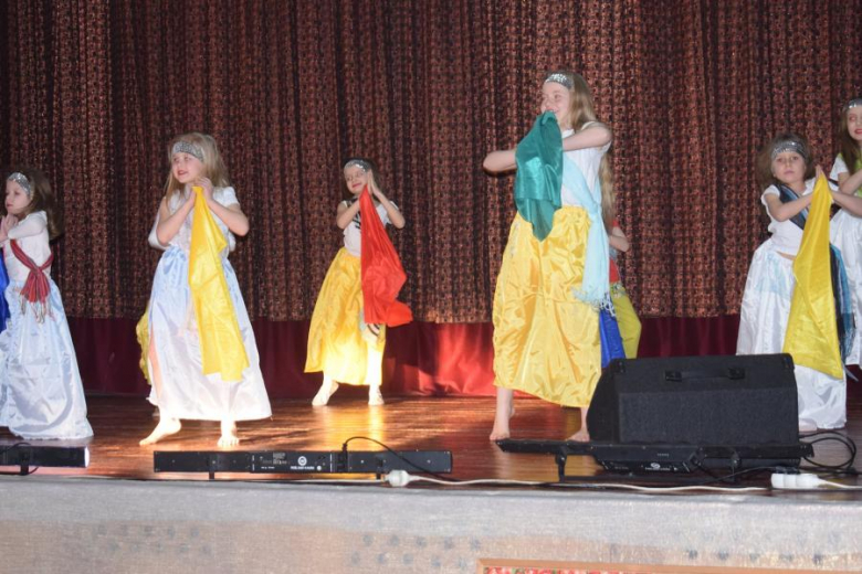 Dzień Kobiet w Gminnym Ośrodku Kultury w Kostomłotach