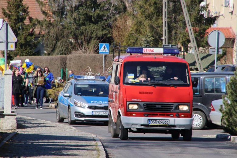 Powitanie wiosny w Udaninie. Przez miejscowość przeszedł barwny korowód