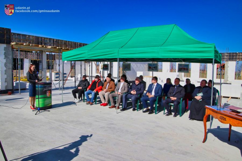 Wmurowano kamień węgielny pod budowę Centrum Usług Społeczno-Zdrowotnych w Piekarach