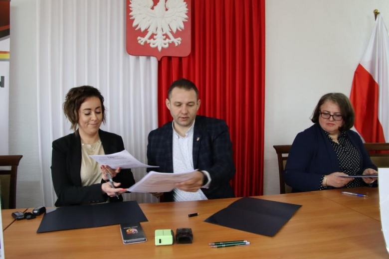 Jest podpisana umowa z wykonawcą na budowę kanalizacji w gminie Udanin