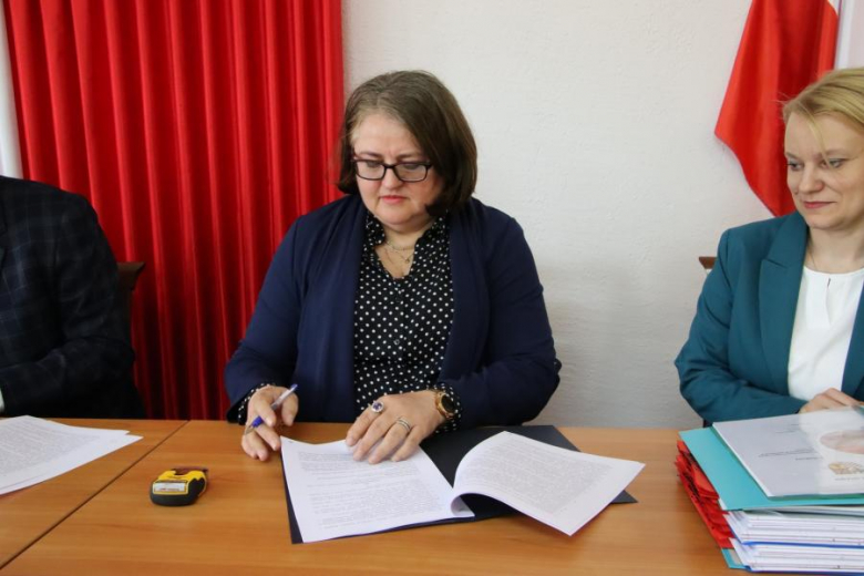 Jest podpisana umowa z wykonawcą na budowę kanalizacji w gminie Udanin