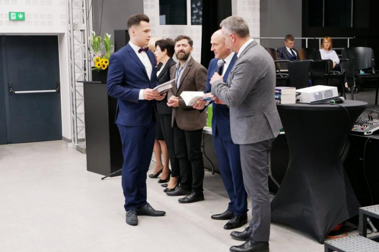 Pożegnanie maturzystów