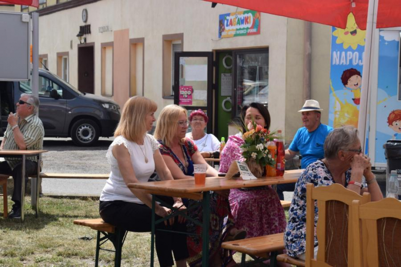 Przegląd Zespołów Ludowych "Kostomłocka nuta"