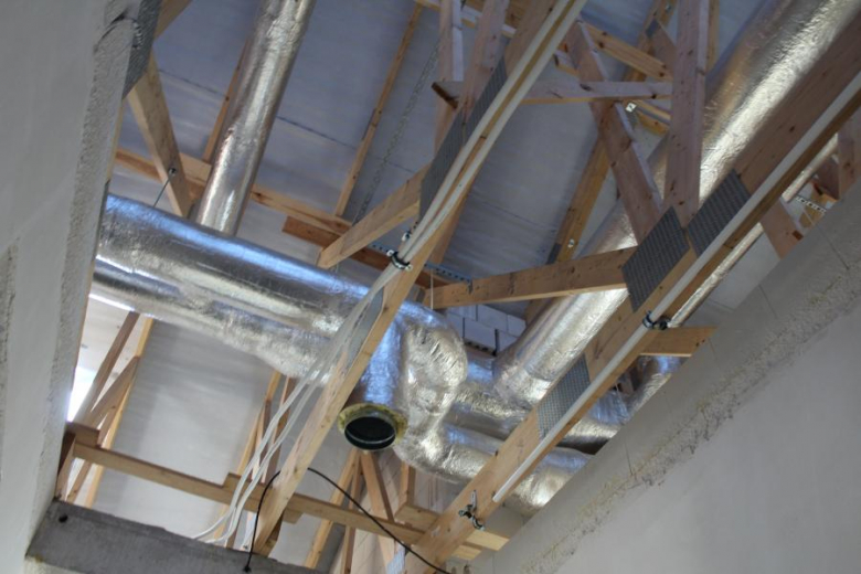 Trwa budowa Centrum Usług Społeczno –Zdrowotnych w Piekarach