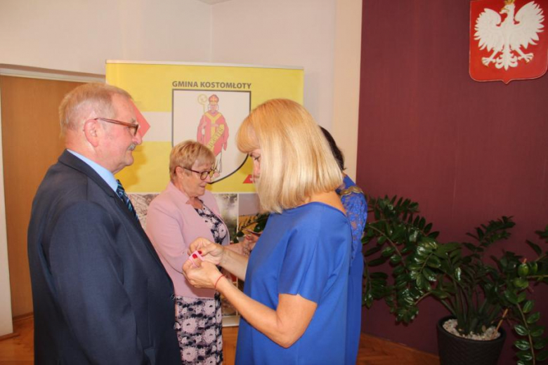 Wręczono medale za długoletnie pożycia małżeńskie