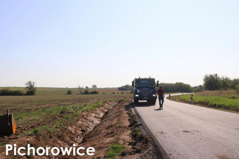 Powiatowe inwestycje drogowe zgodnie z planem