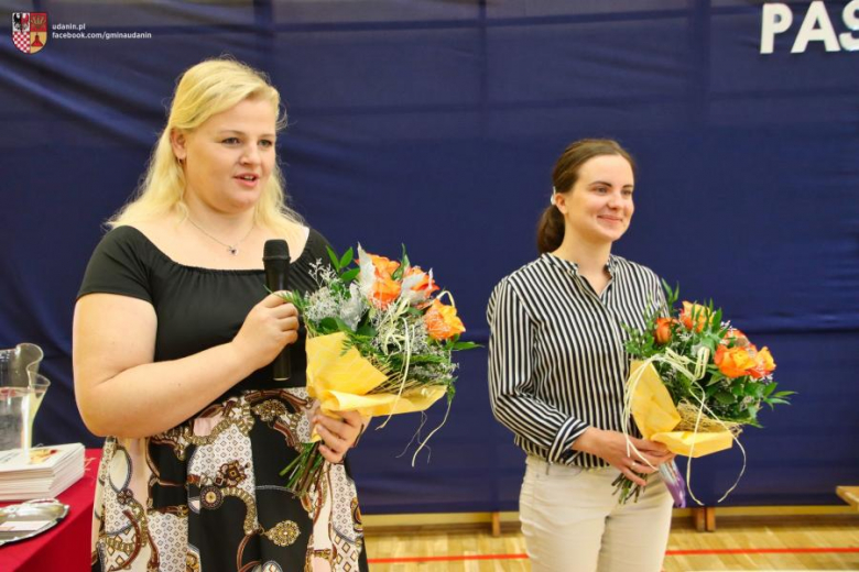 Pasowanie na ucznia w Szkole Podstawowej im. Jana Pawła II w Ujeździe Górnym