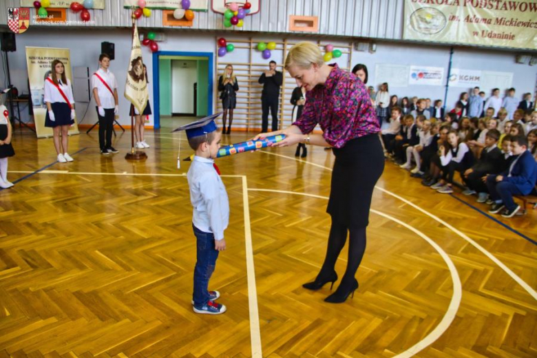 28 października br. odbyło się kolejne pasowanie pierwszaków, tym razem w Szkole Podstawowej w Udani