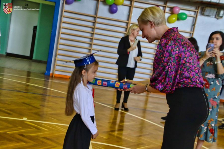 28 października br. odbyło się kolejne pasowanie pierwszaków, tym razem w Szkole Podstawowej w Udani
