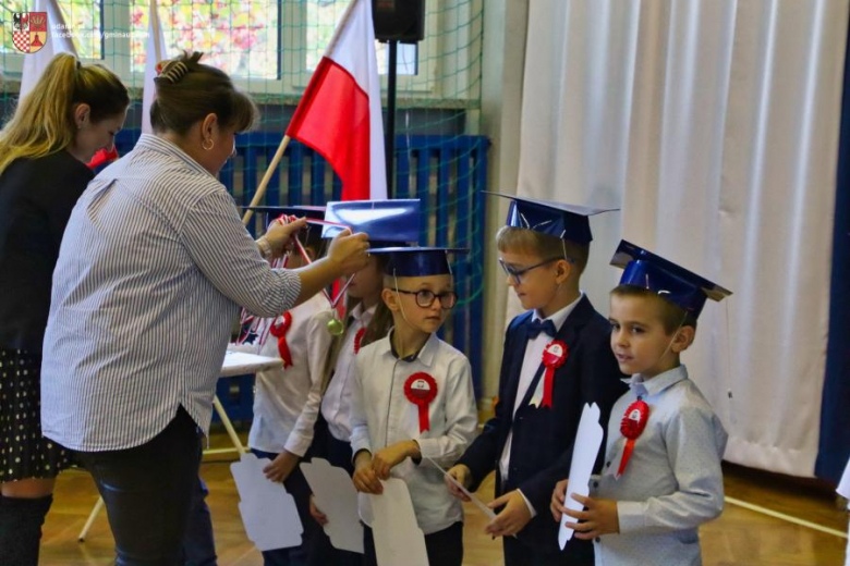 28 października br. odbyło się kolejne pasowanie pierwszaków, tym razem w Szkole Podstawowej w Udani