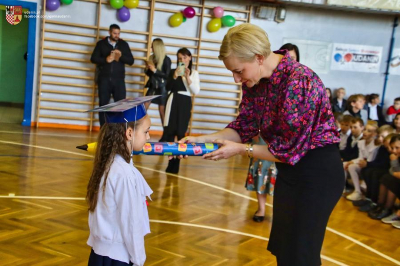 28 października br. odbyło się kolejne pasowanie pierwszaków, tym razem w Szkole Podstawowej w Udani