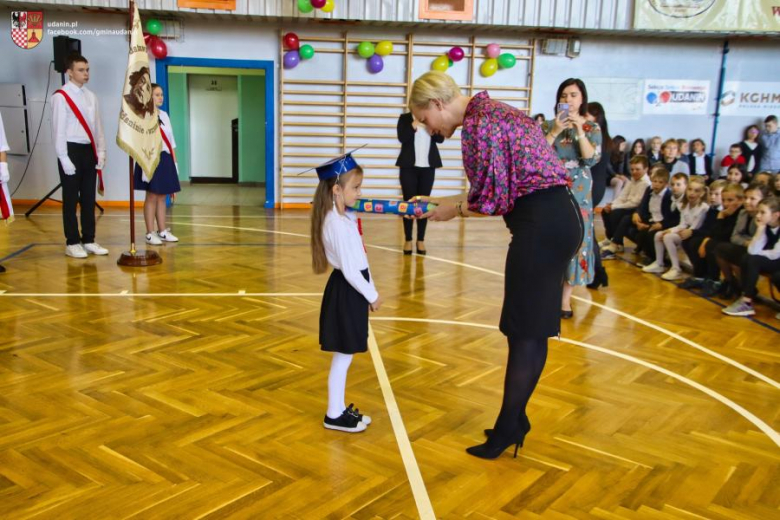28 października br. odbyło się kolejne pasowanie pierwszaków, tym razem w Szkole Podstawowej w Udani