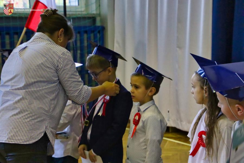 28 października br. odbyło się kolejne pasowanie pierwszaków, tym razem w Szkole Podstawowej w Udani