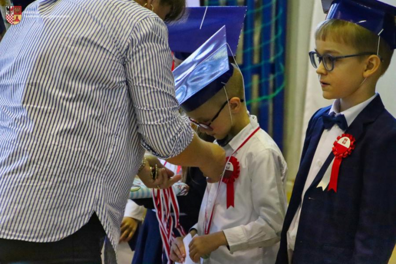 28 października br. odbyło się kolejne pasowanie pierwszaków, tym razem w Szkole Podstawowej w Udani