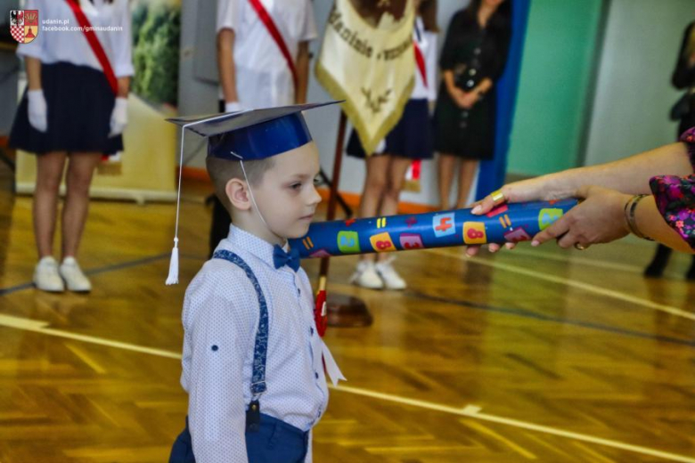 28 października br. odbyło się kolejne pasowanie pierwszaków, tym razem w Szkole Podstawowej w Udani