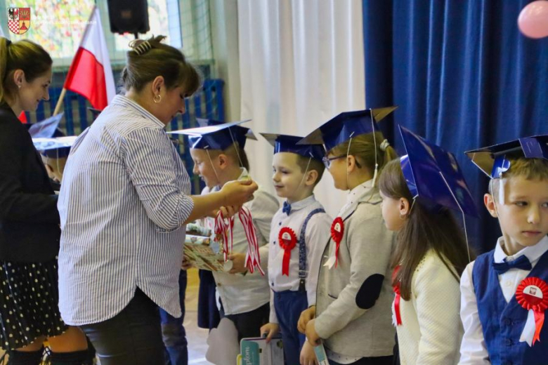 28 października br. odbyło się kolejne pasowanie pierwszaków, tym razem w Szkole Podstawowej w Udani