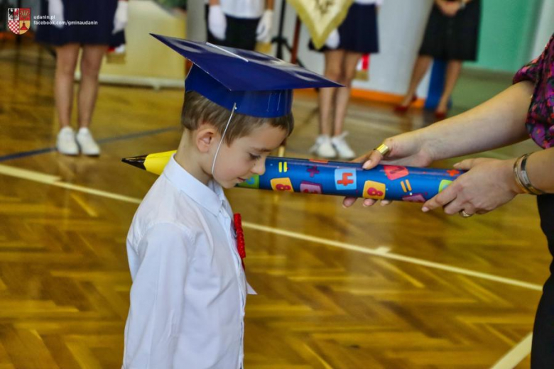 28 października br. odbyło się kolejne pasowanie pierwszaków, tym razem w Szkole Podstawowej w Udani