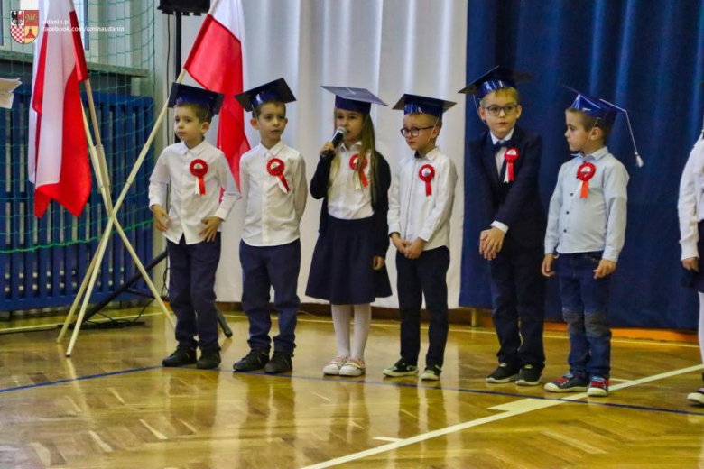 28 października br. odbyło się kolejne pasowanie pierwszaków, tym razem w Szkole Podstawowej w Udani