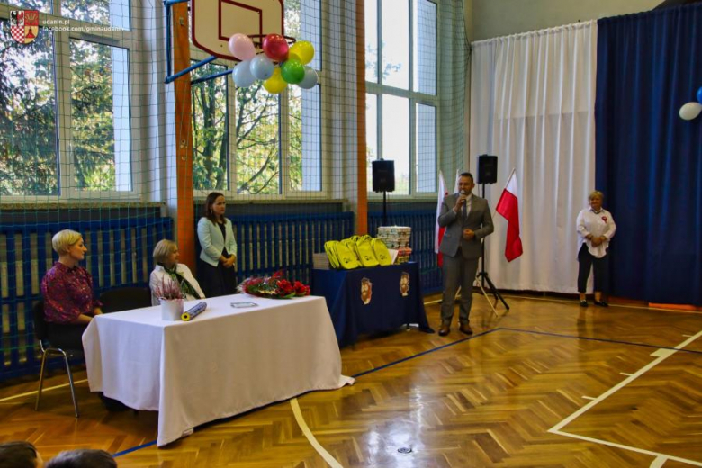 28 października br. odbyło się kolejne pasowanie pierwszaków, tym razem w Szkole Podstawowej w Udani