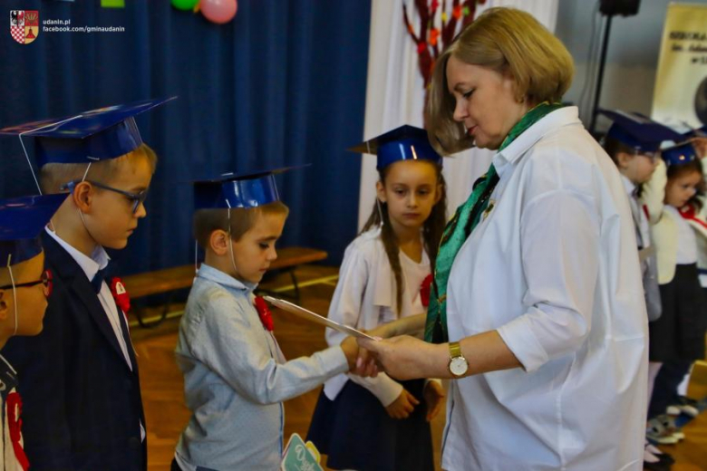 28 października br. odbyło się kolejne pasowanie pierwszaków, tym razem w Szkole Podstawowej w Udani