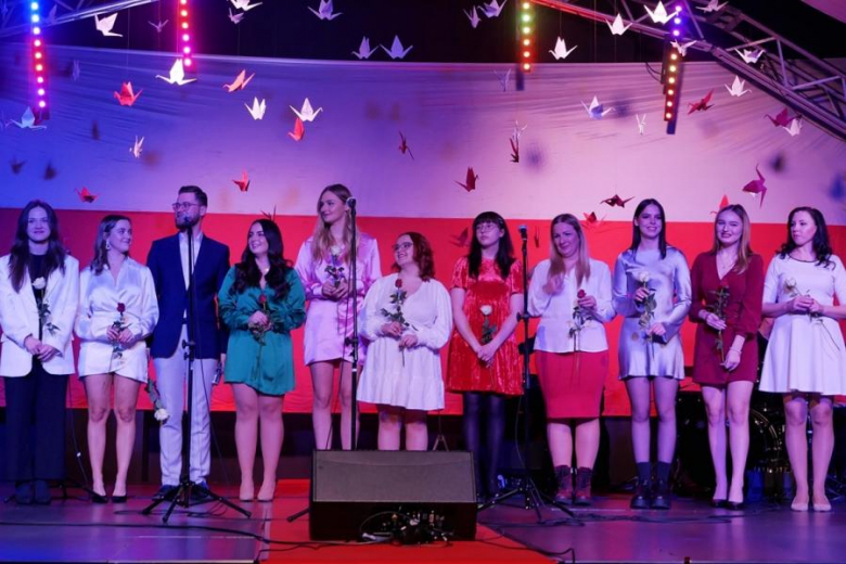 Uroczysty i radosny 11 listopada