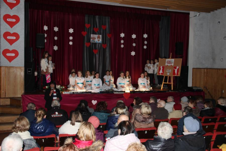 Dzień Babci i Dziadka w Gminnym Ośrodku Kultury w Kostomłotach