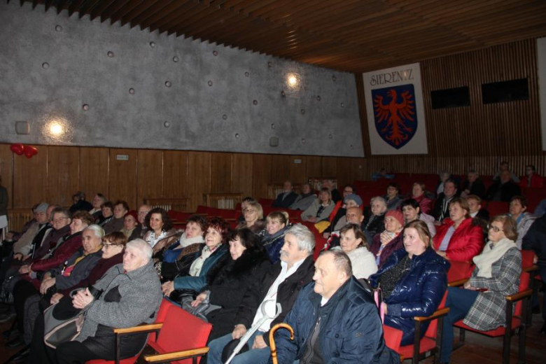 Dzień Babci i Dziadka w Gminnym Ośrodku Kultury w Kostomłotach