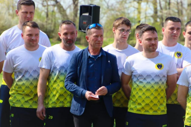 Otwarcie boiska w Różanej