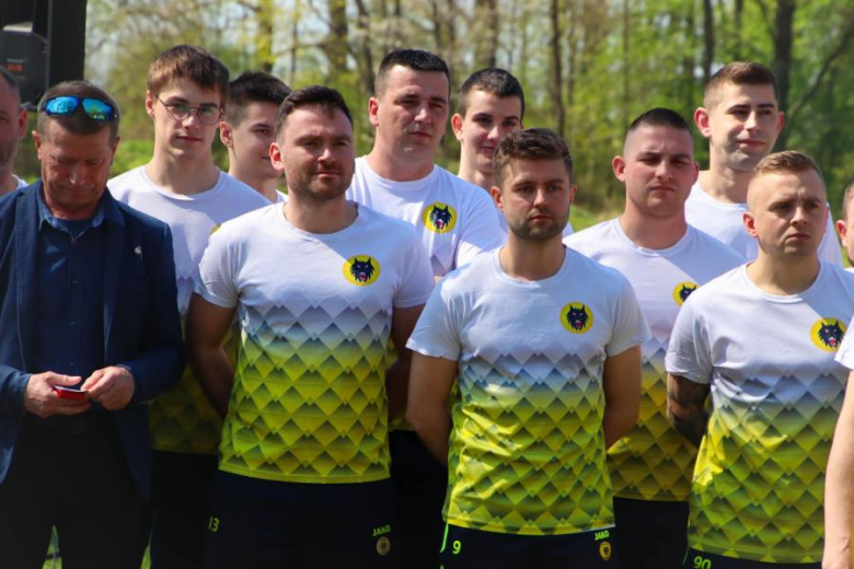 Otwarcie boiska w Różanej