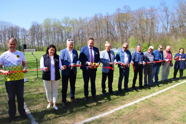 Otwarcie boiska w Różanej