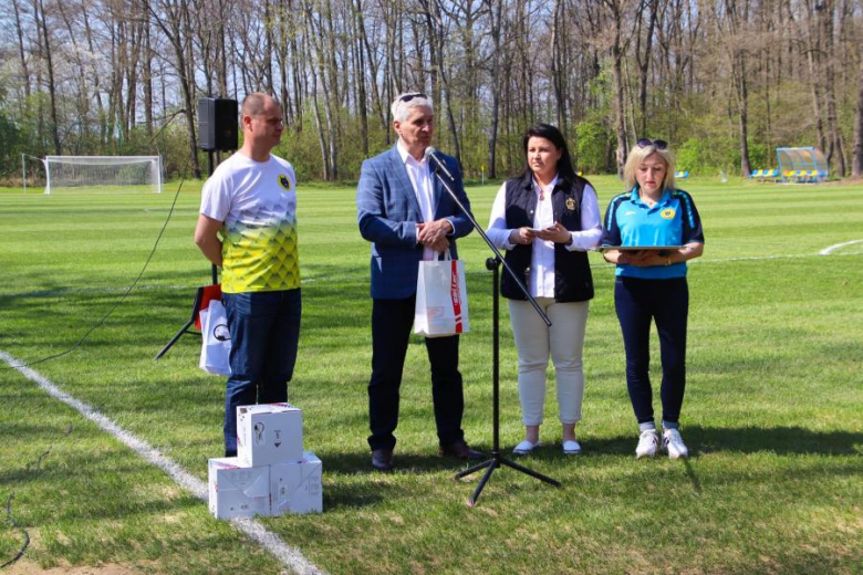 Otwarcie boiska w Różanej