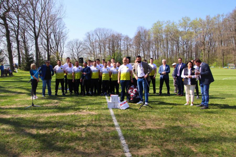 Otwarcie boiska w Różanej