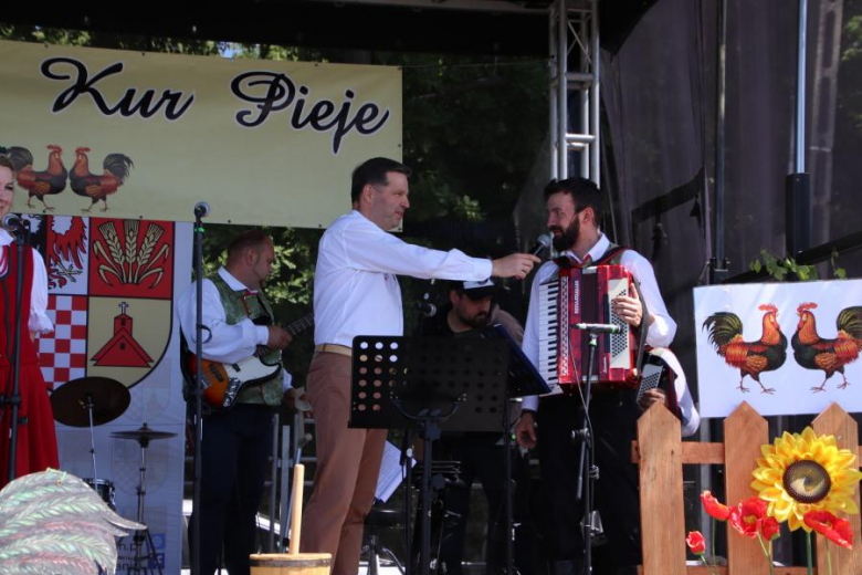 XI Przegląd Zespołów Ludowych „Pieje Kur Pieje”