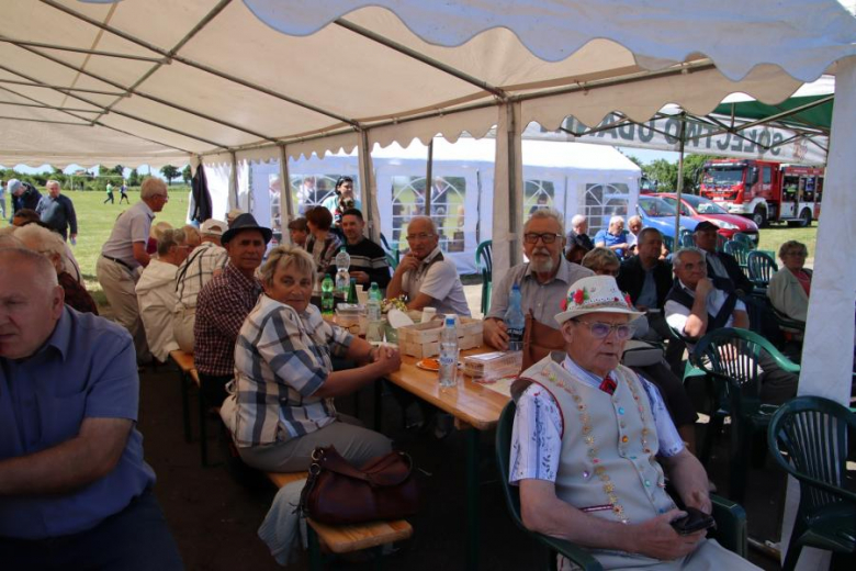 XI Przegląd Zespołów Ludowych „Pieje Kur Pieje”