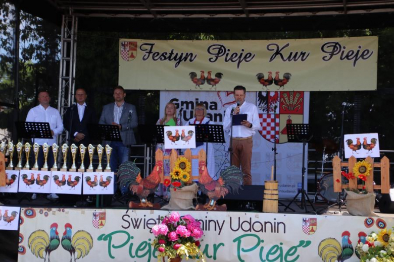 XI Przegląd Zespołów Ludowych „Pieje Kur Pieje”