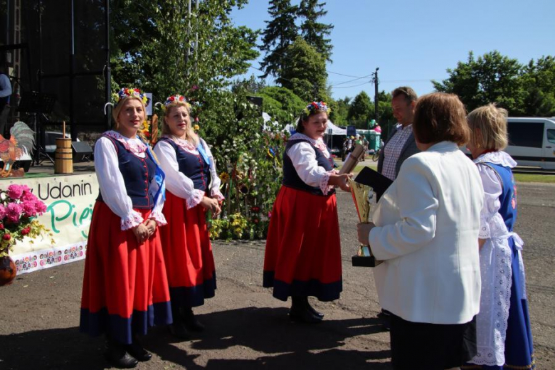XI Przegląd Zespołów Ludowych „Pieje Kur Pieje”