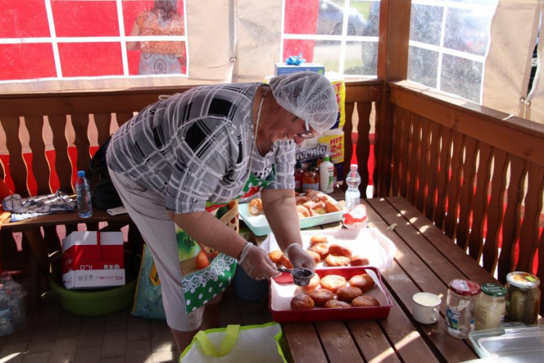 XI Przegląd Zespołów Ludowych „Pieje Kur Pieje”