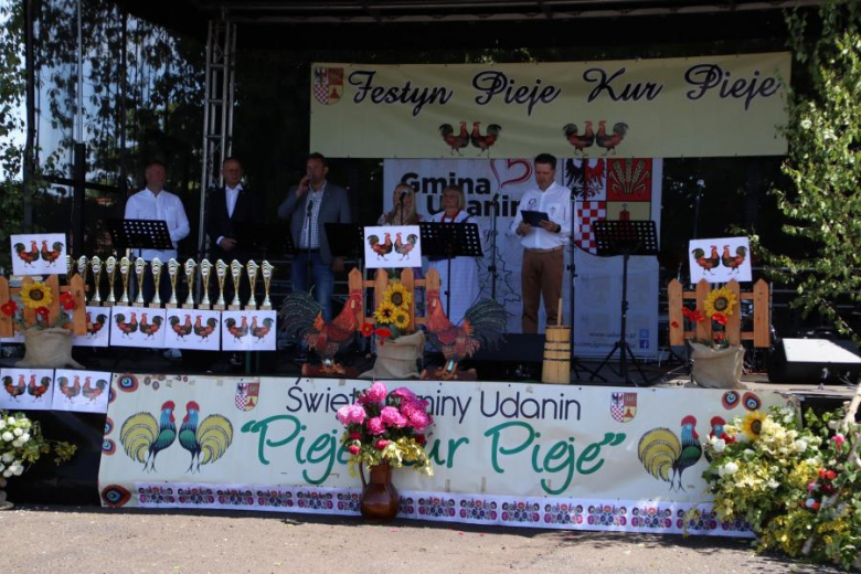 XI Przegląd Zespołów Ludowych „Pieje Kur Pieje”