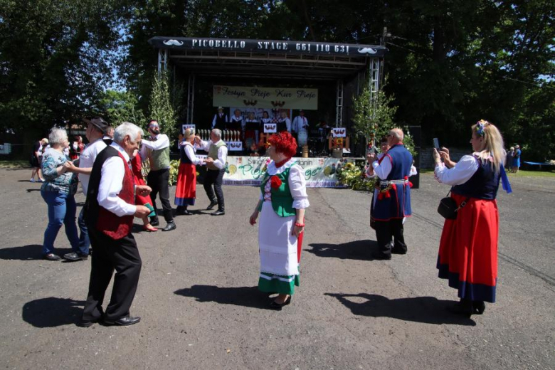 XI Przegląd Zespołów Ludowych „Pieje Kur Pieje”