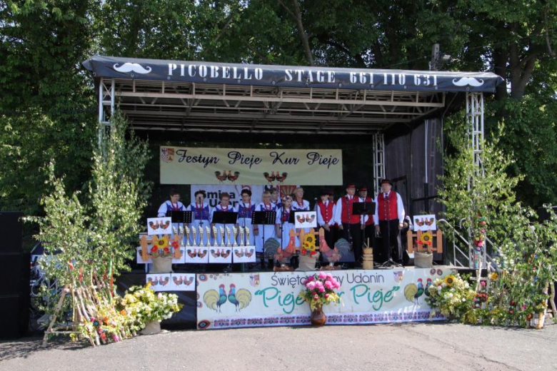 XI Przegląd Zespołów Ludowych „Pieje Kur Pieje”