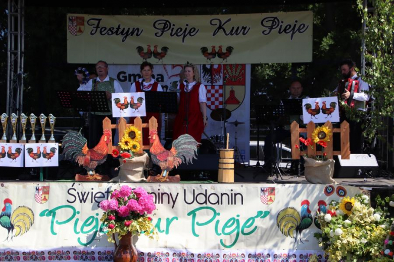 XI Przegląd Zespołów Ludowych „Pieje Kur Pieje”