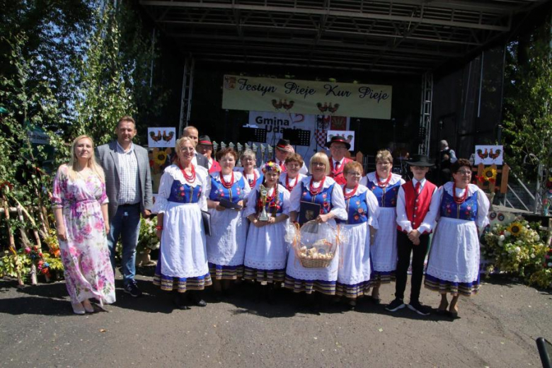 XI Przegląd Zespołów Ludowych „Pieje Kur Pieje”