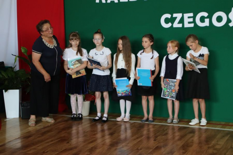 Zakończenie roku szkolnego w Szkole Podstawowej w Ujeździe Górnym 