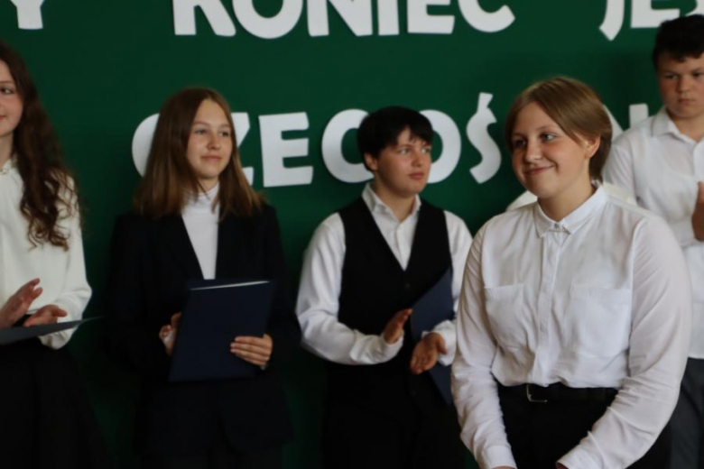 Zakończenie roku szkolnego w Szkole Podstawowej w Ujeździe Górnym 