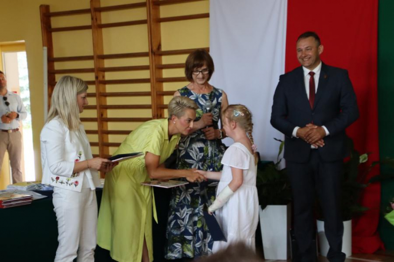 Zakończenie roku szkolnego w Szkole Podstawowej w Ujeździe Górnym 
