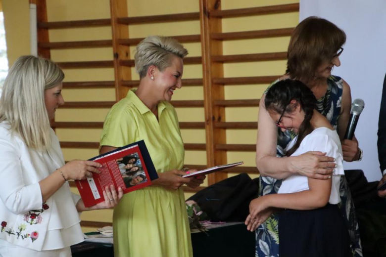 Zakończenie roku szkolnego w Szkole Podstawowej w Ujeździe Górnym 