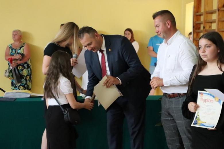 Zakończenie roku szkolnego w Szkole Podstawowej w Ujeździe Górnym 