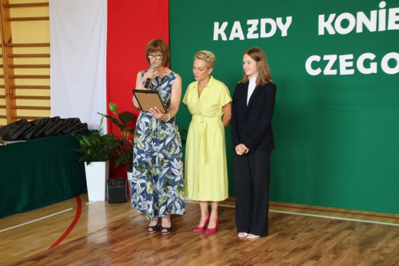 Zakończenie roku szkolnego w Szkole Podstawowej w Ujeździe Górnym 